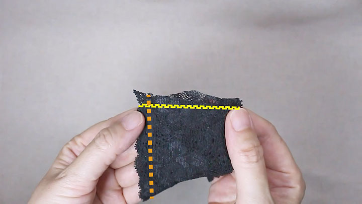 ストレッチレースを輪にする